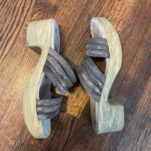 Stylish Gray Women's Sandals